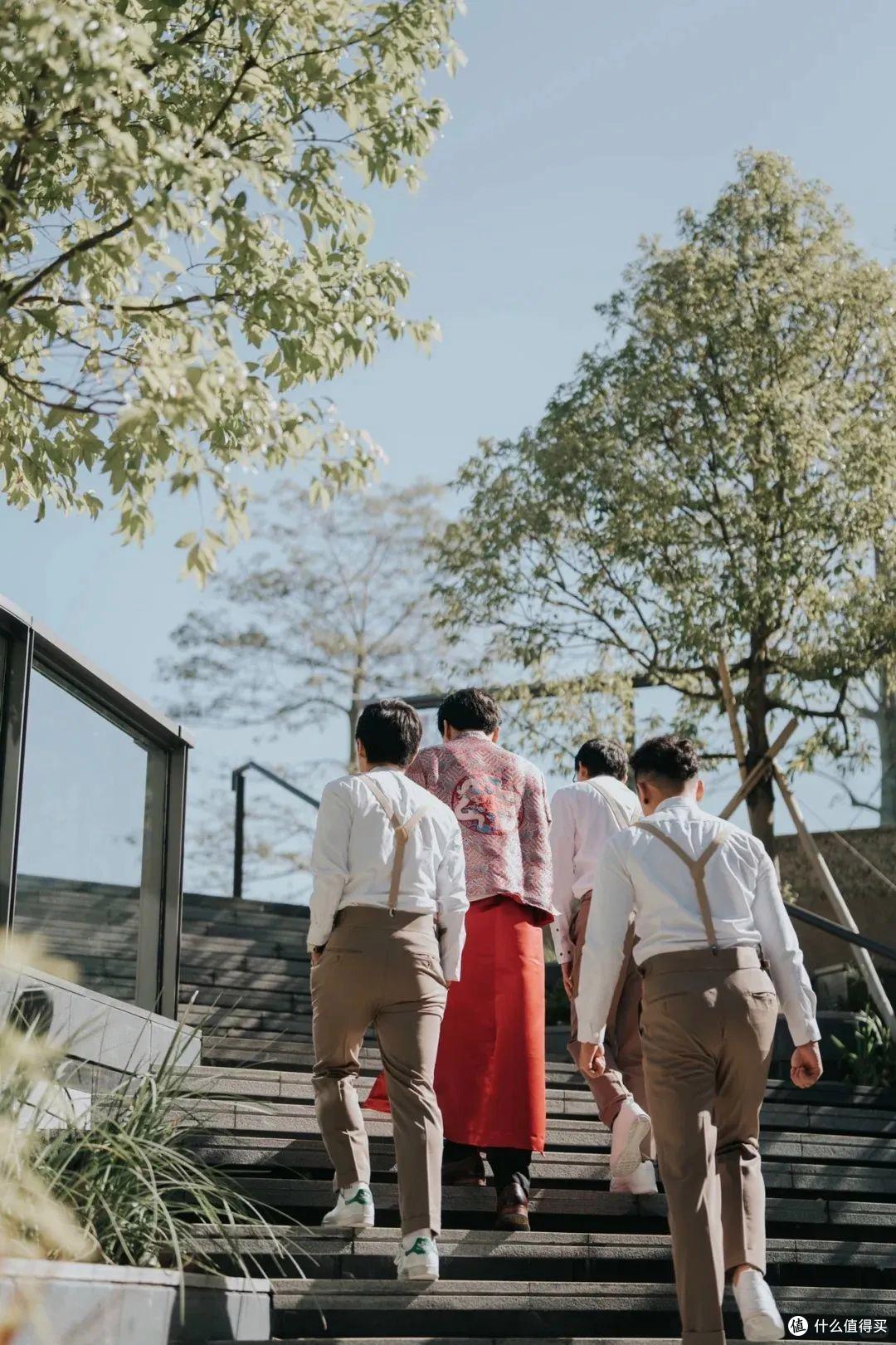香港一夫妻的婚房火了,29㎡无吊顶、石膏线,无一丝穷酸气,晒晒