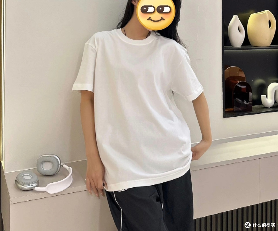 这件宽松白T也太绝了吧!日常百搭神单品非它莫属