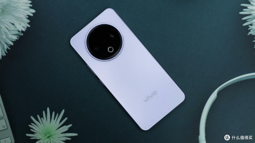 vivo Y500:8200mAh+IP69 + 抗摔,刻进 “耐用”