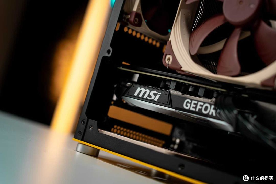 用绝版机箱打造极致生产力——9950X+192G大内存