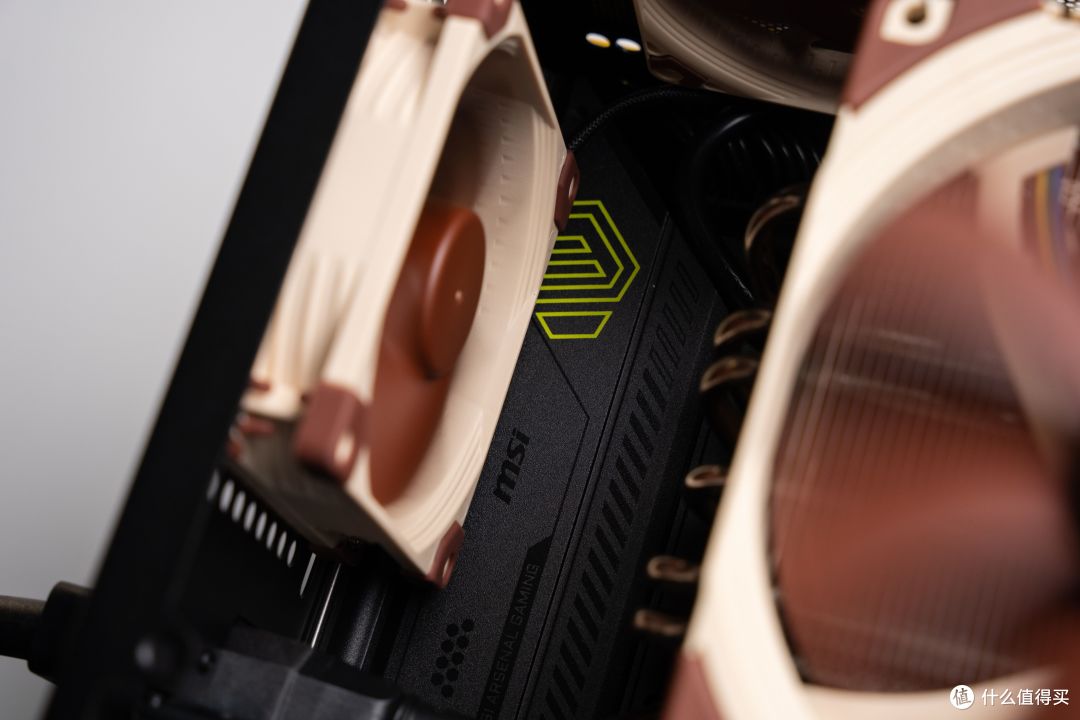 用绝版机箱打造极致生产力——9950X+192G大内存