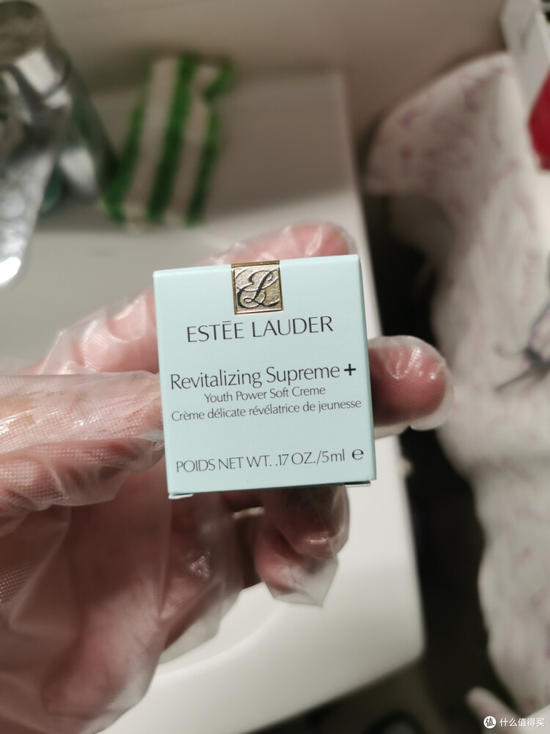 雅诗兰黛礼盒:七夕的长久承诺