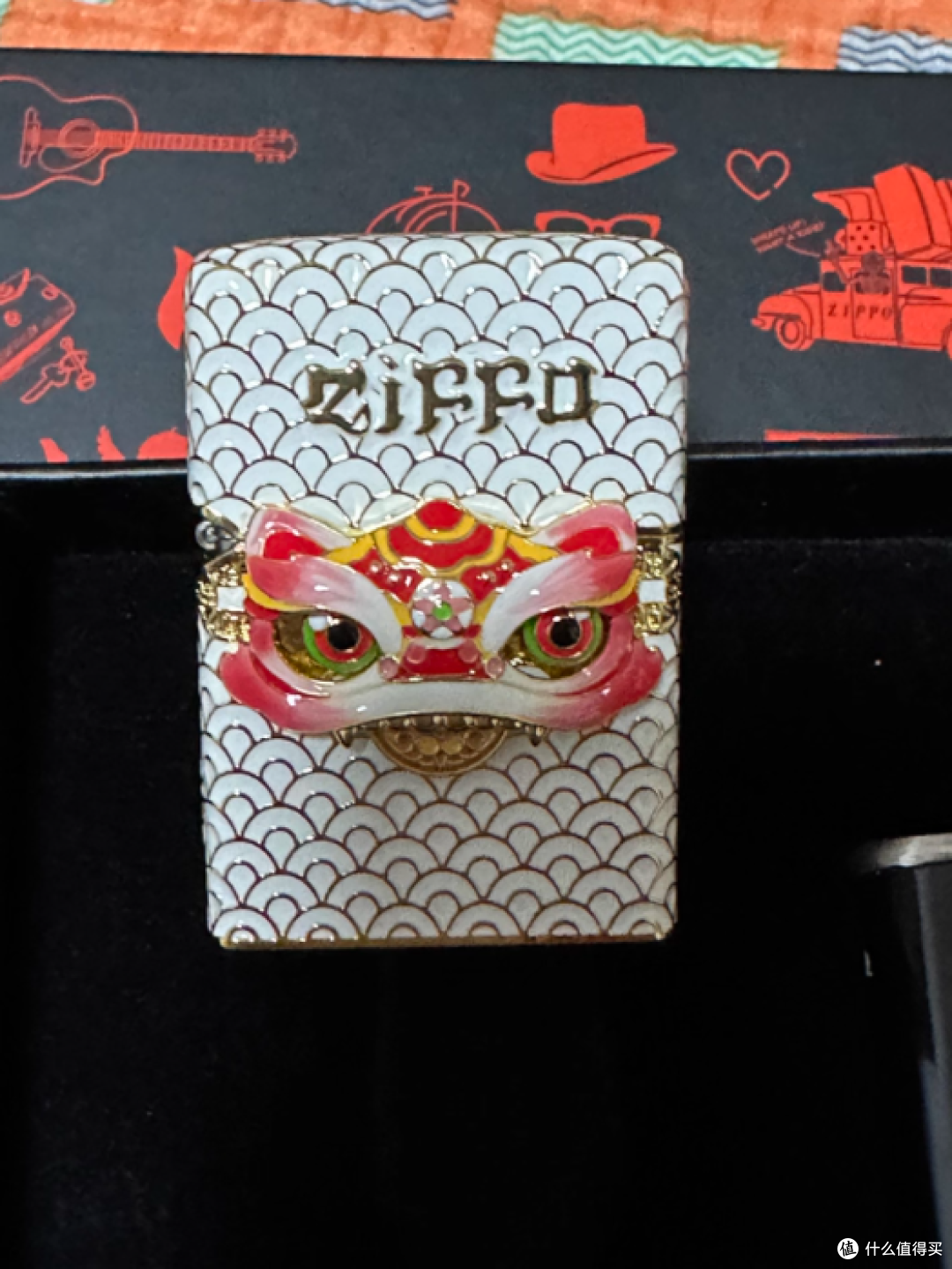 七夕送男友 Zippo 重甲醒狮打火机!这波浪漫直接戳中他的心巴