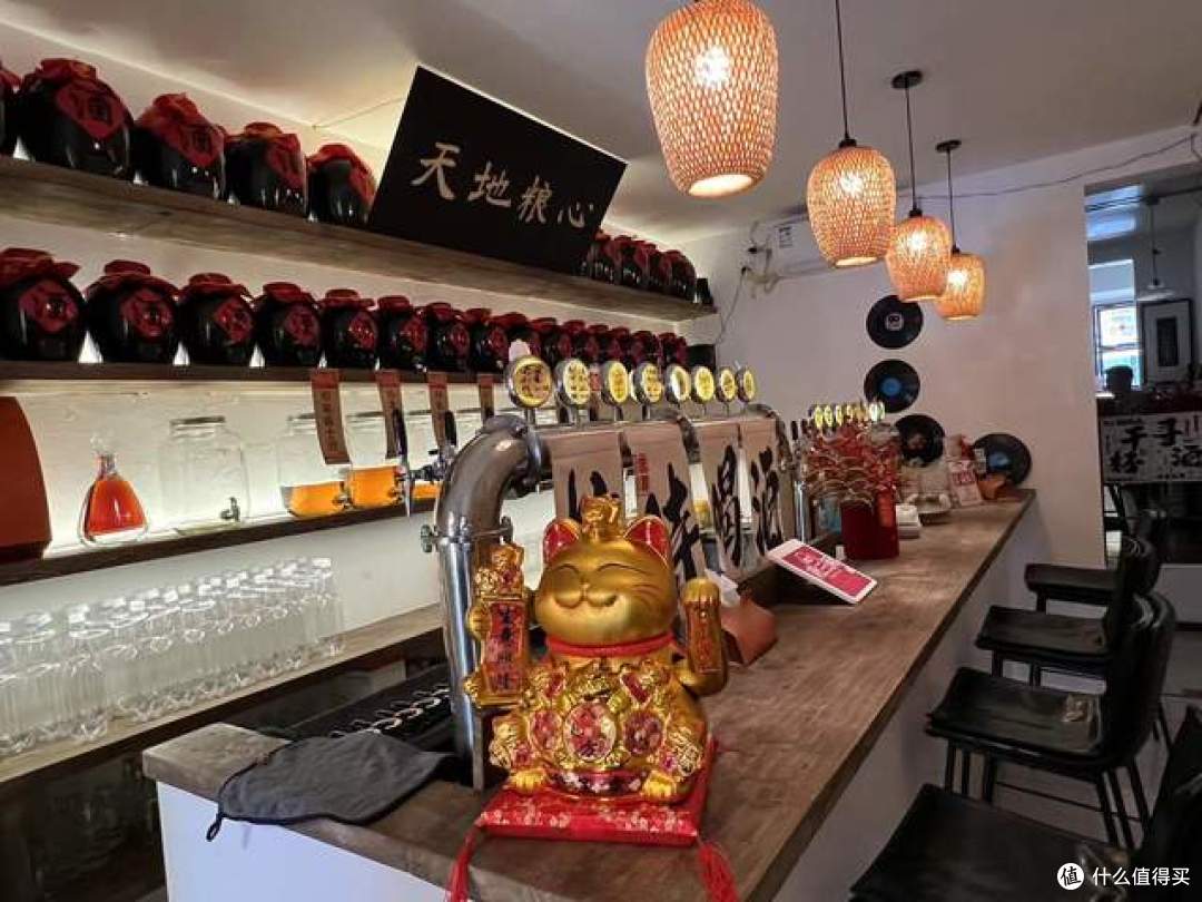 入局散酒要谨慎，别看宣传很火，其实不好做