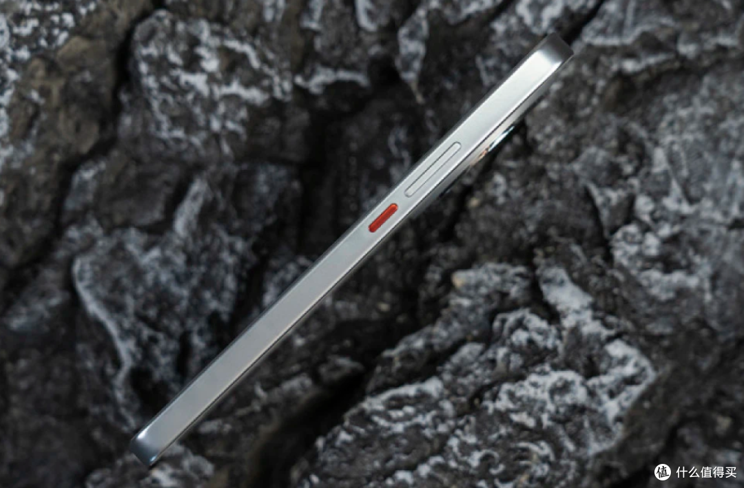 魅族“用力过猛”，12GB+512GB跌至1149元，6000mAh+8T旗舰屏