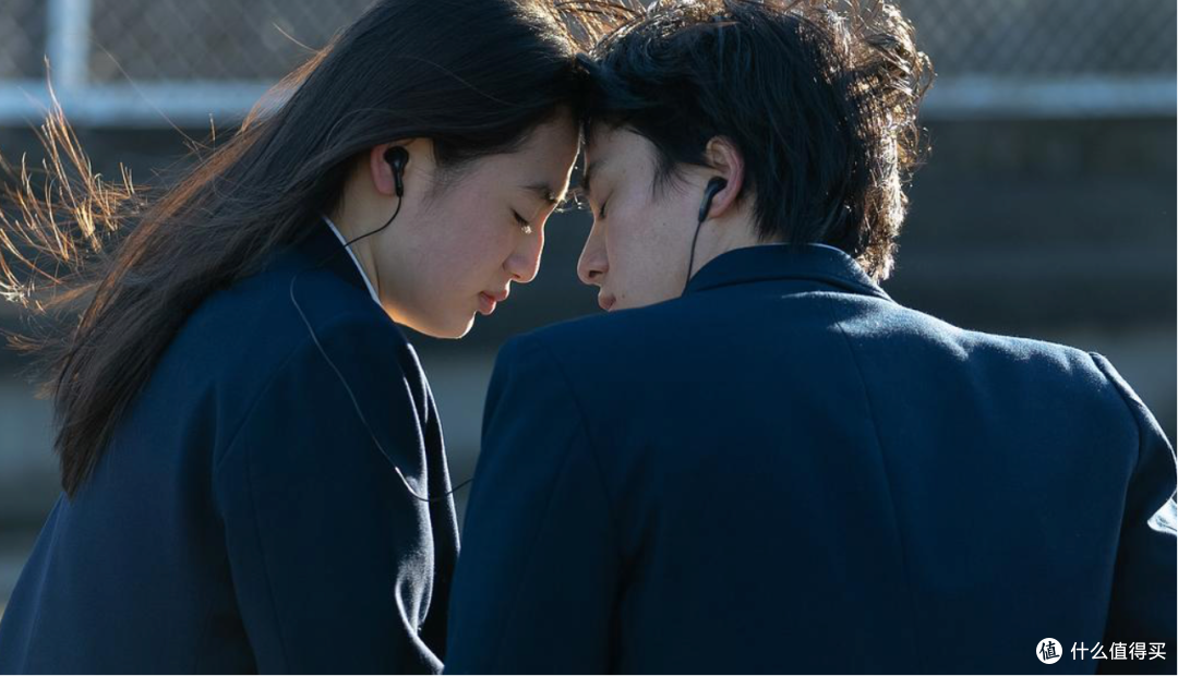 不愧是Netflix,把俗套拍得如此唯美