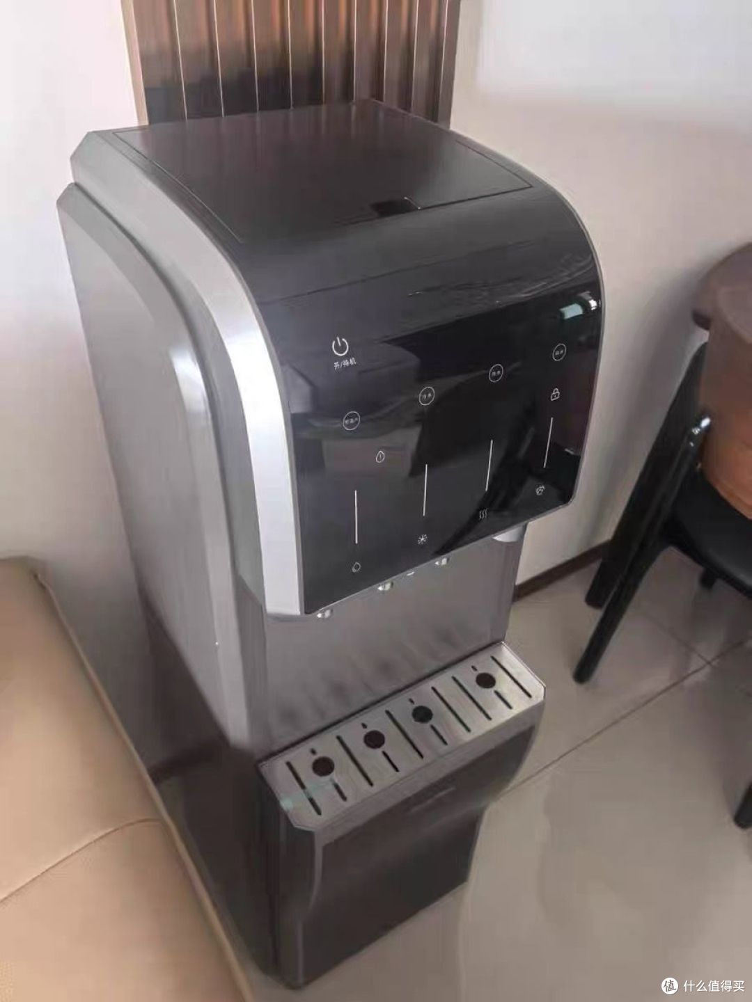 直出冰块的饮水机你见过么?远大璞勒制冰饮水机新品驾到!