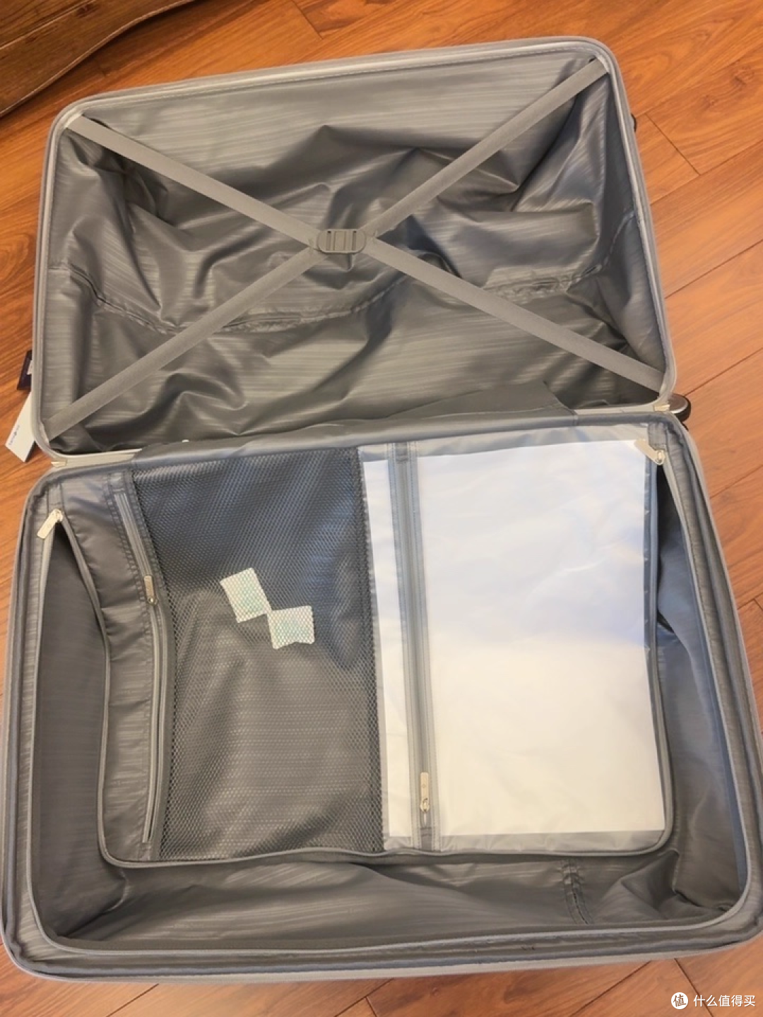 新秀丽 06Q 行李箱:20 寸登机 28 寸装,旅行超靠谱