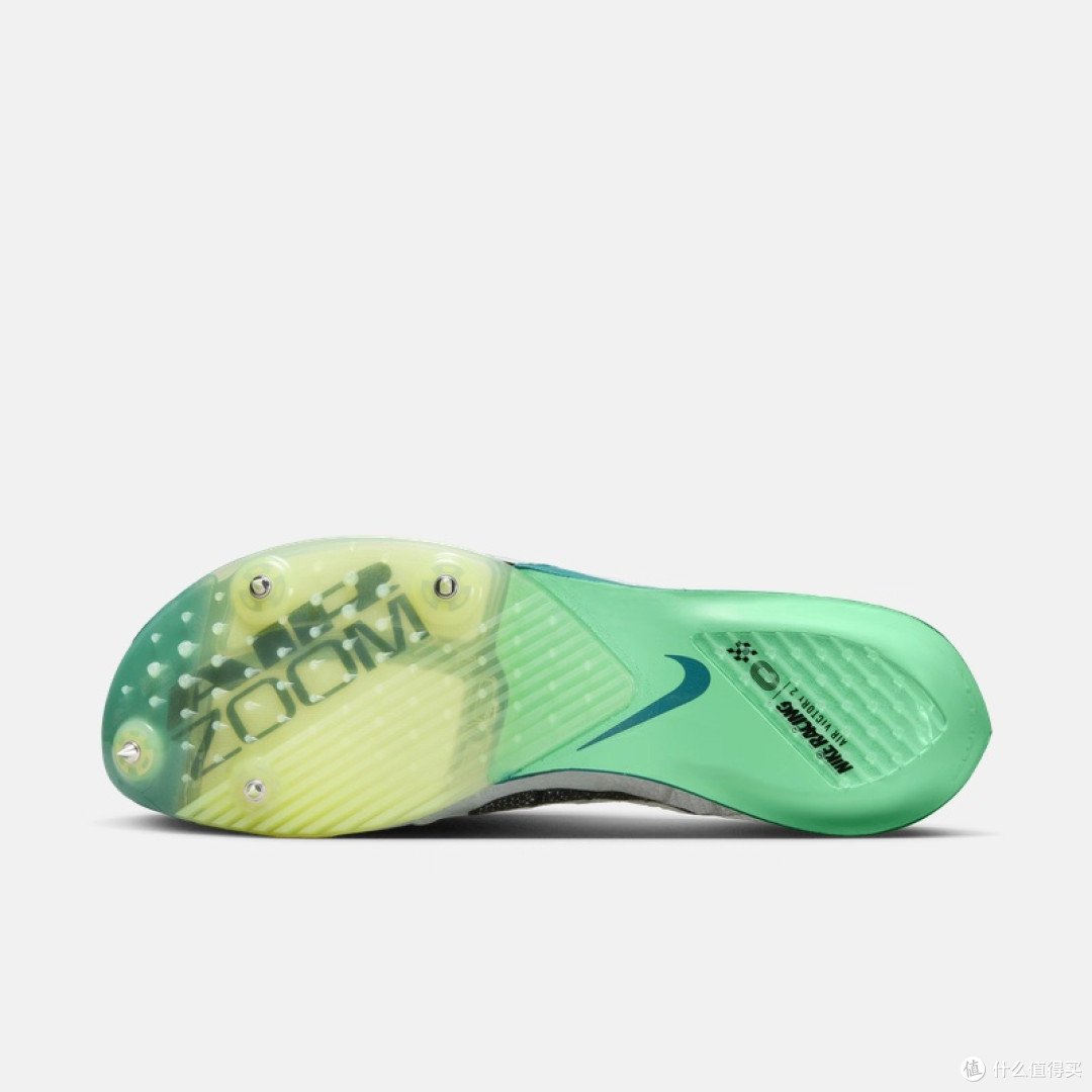 Nike Victory 2:中距离跑者的优选