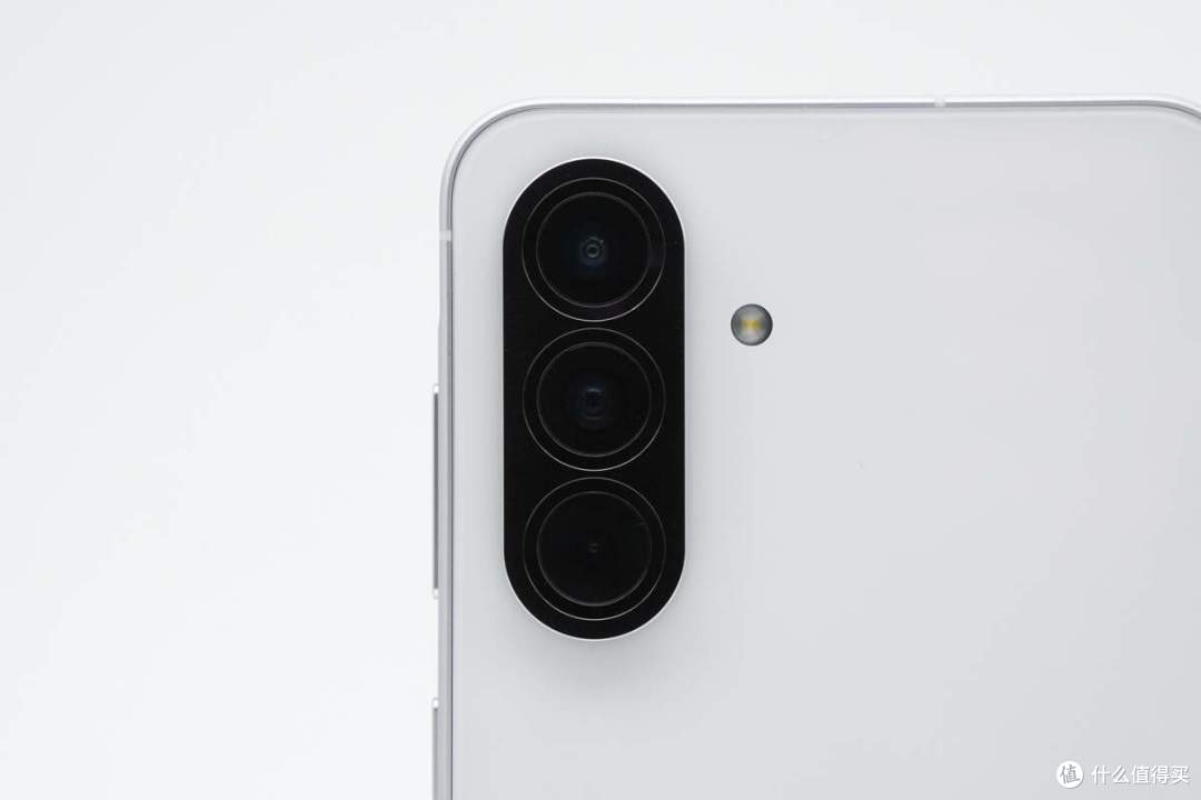 第三方充电器反超原厂?三星 Galaxy A56手机充电评测