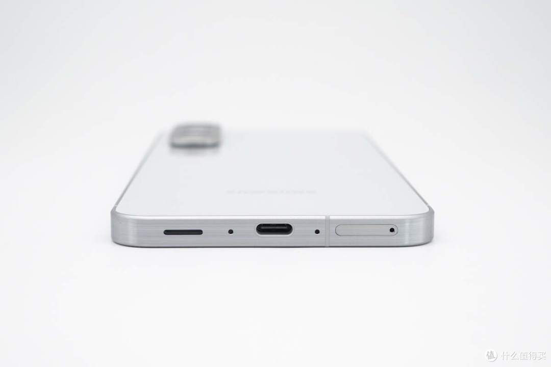 第三方充电器反超原厂?三星 Galaxy A56手机充电评测