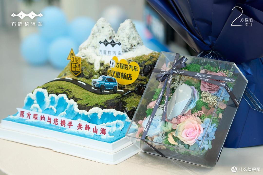 戴墨镜的船夫哥,奔赴河南、湖北只为见方程豹车主!