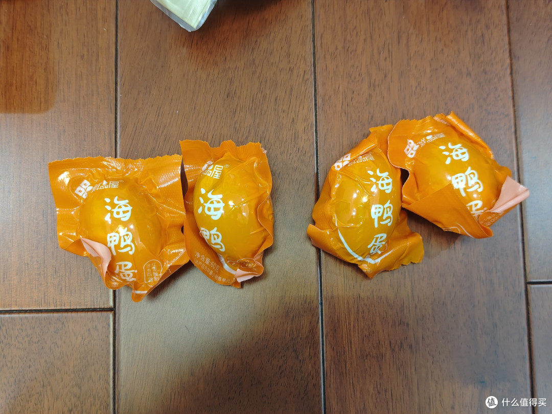 18元1400克粽子加4个海鸭蛋,真超值。