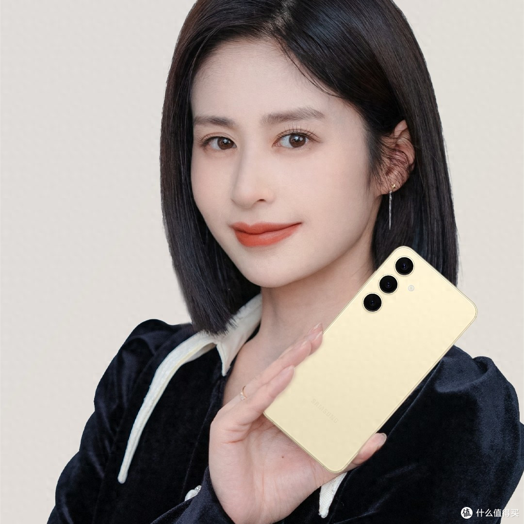 从5999元跌到3128元,12GB+256GB+30倍变焦,三星机皇沦为中端机