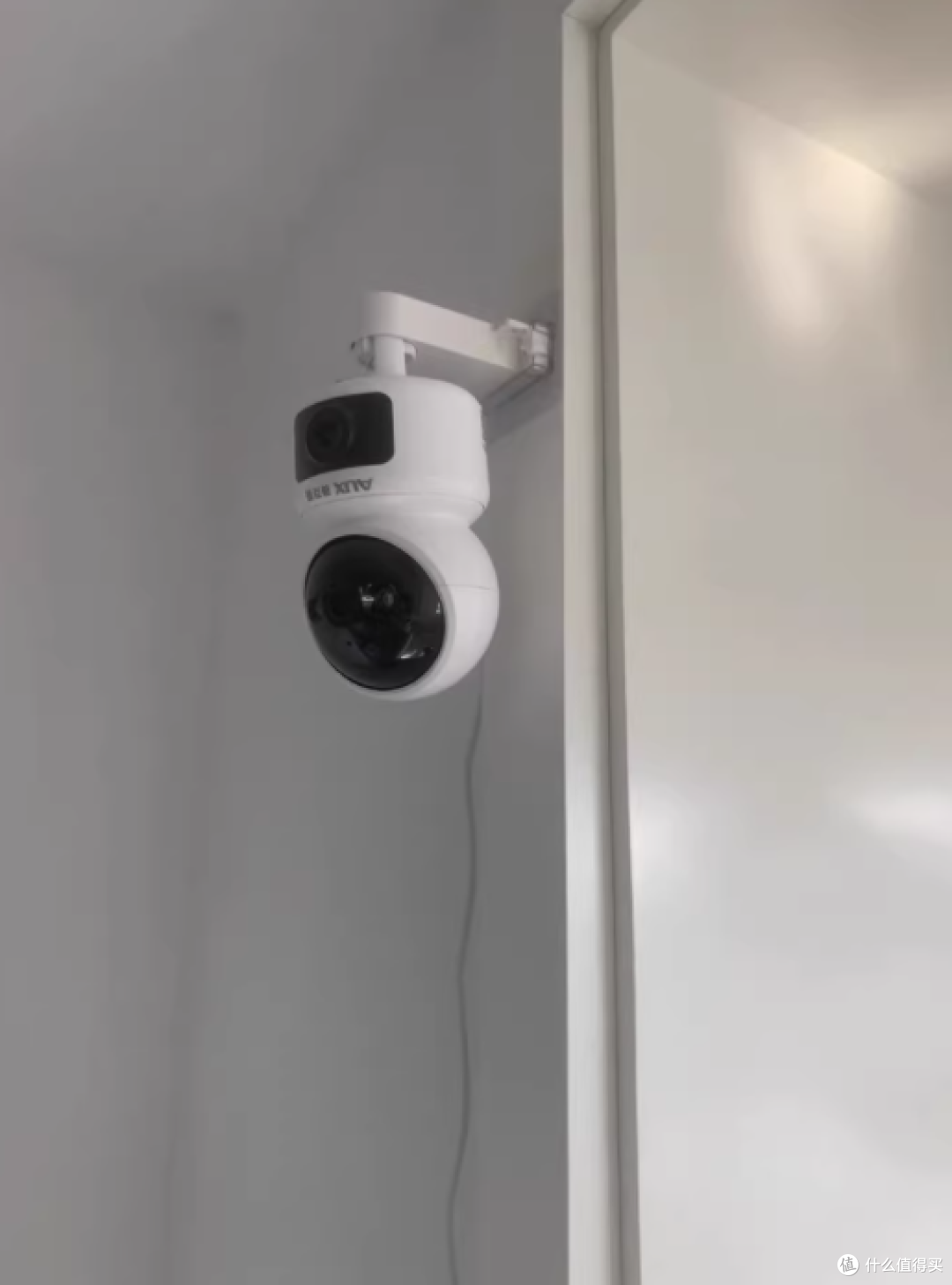 终于找到家用监控的「完美答案」!奥克斯4G摄像头太懂普通人了