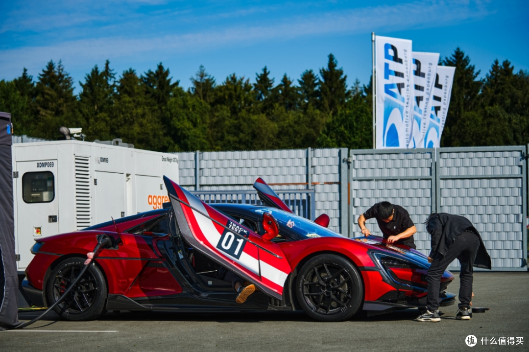 472.41km/h!比亚迪造出“电动布加迪”,再次刷新极速纪录