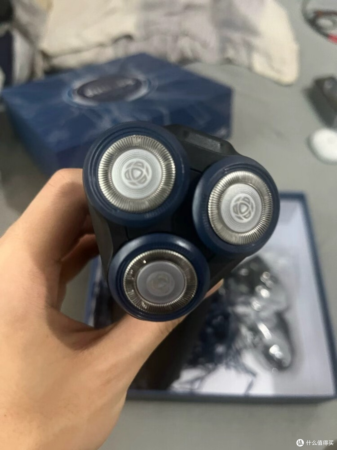 飞利浦3000系列剃须刀:科技与舒适兼备