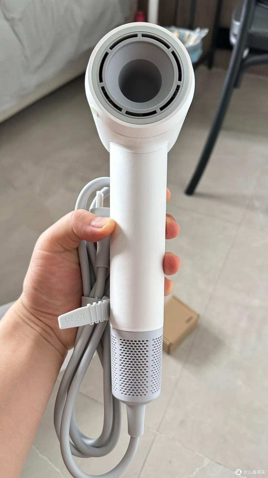 徕芬SE吹风机:开箱与设计亮点