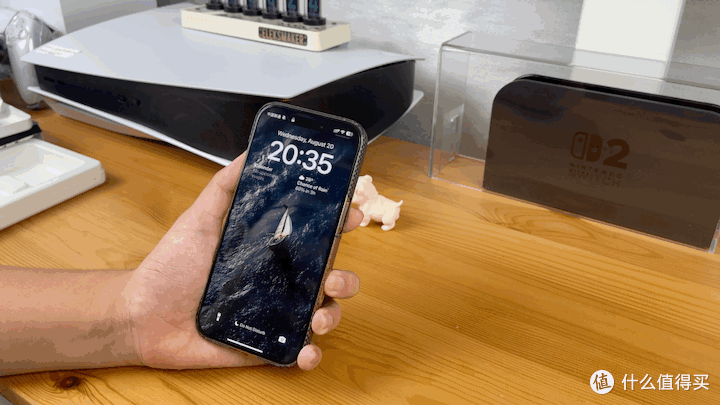 一如既往的精致,给iPhone16 Pro换上手感更好的PITAKA日落手机壳