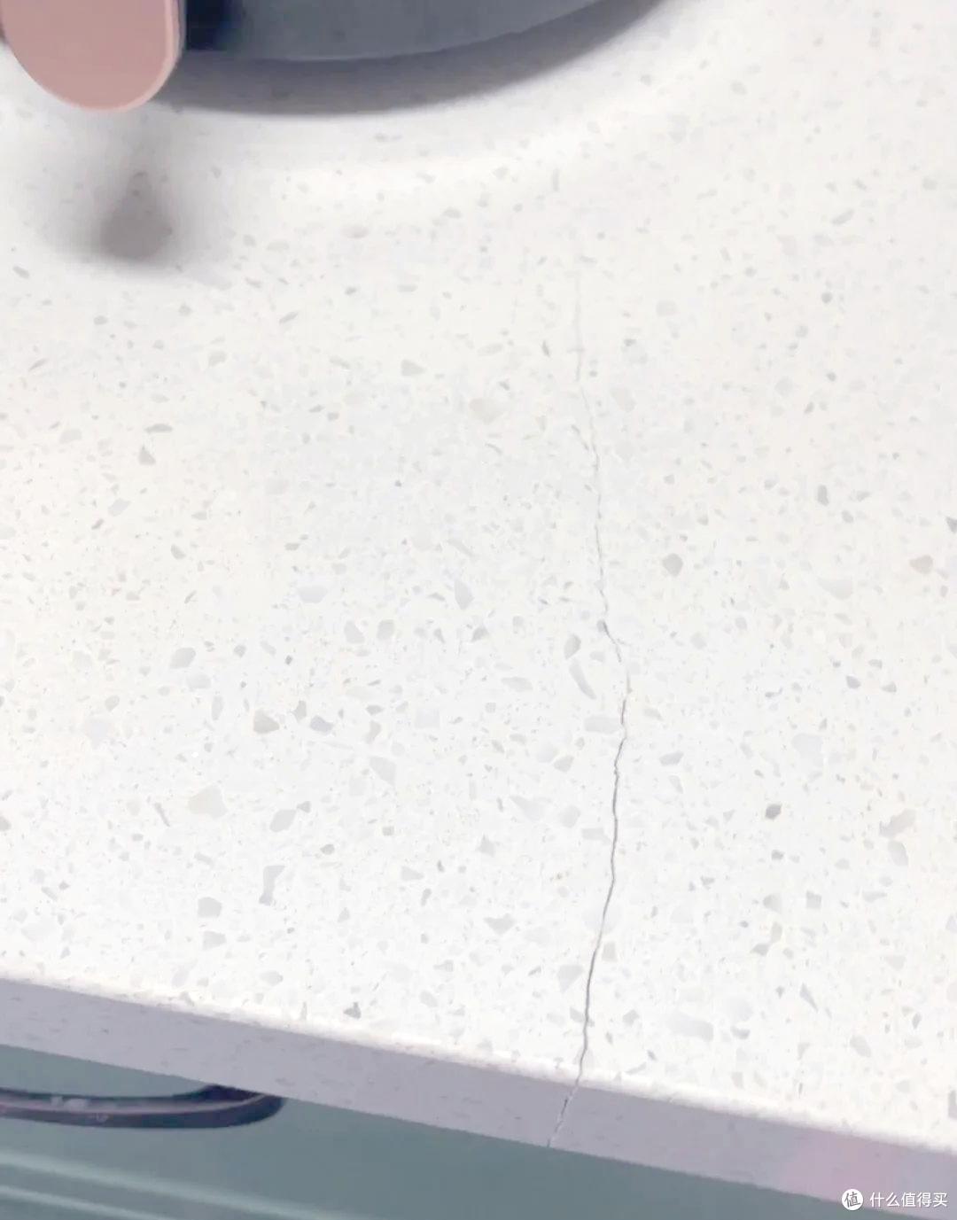 曾经“顶流”的石英石台面为何不香了?直到看见它,终于有了答案