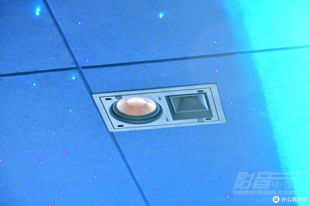 用于天空声道的吸顶音箱CDT-3650-C II