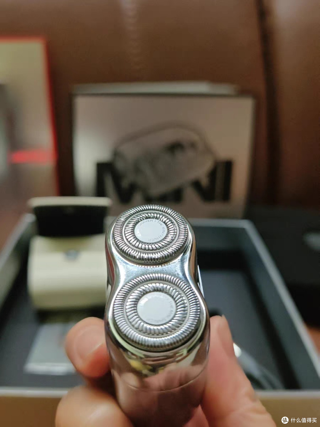 七夕礼物推荐：yoose有色便携刮胡刀