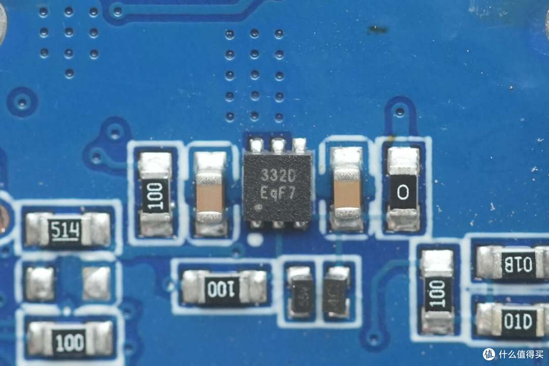 299的售价值不值得买?绿联165W大功率拉拉线移动电源拆解