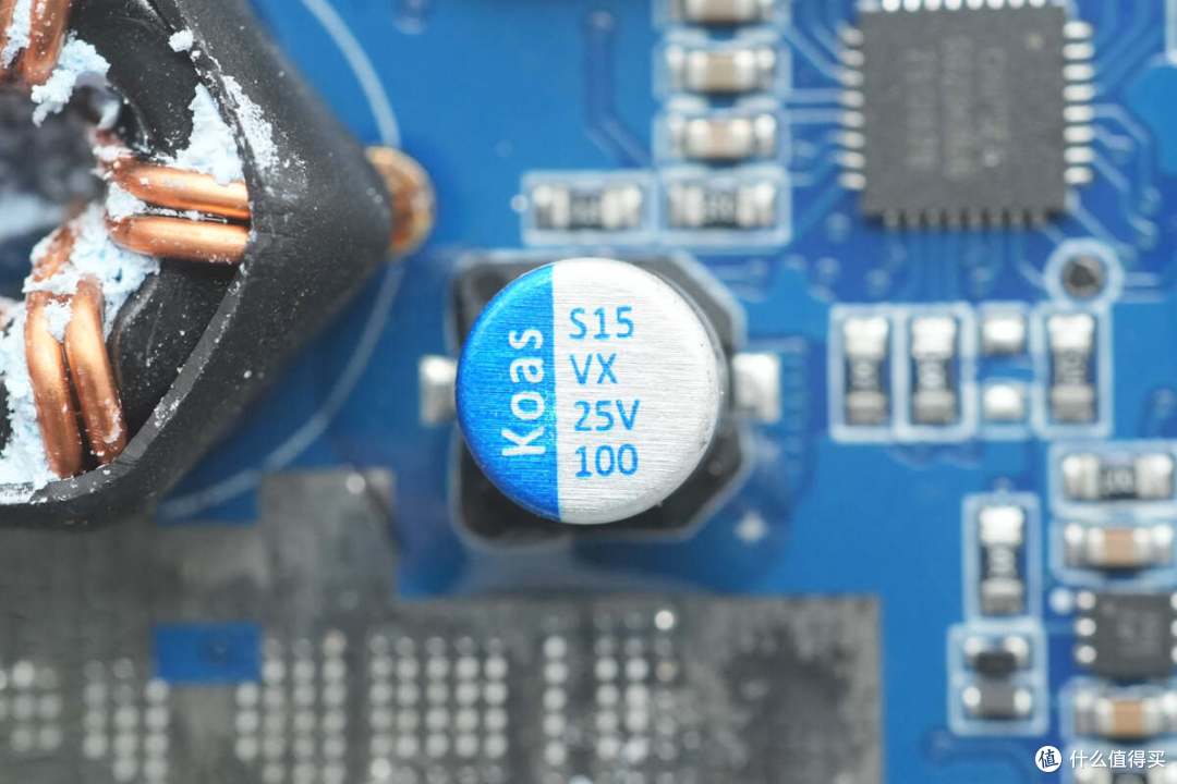 299的售价值不值得买?绿联165W大功率拉拉线移动电源拆解