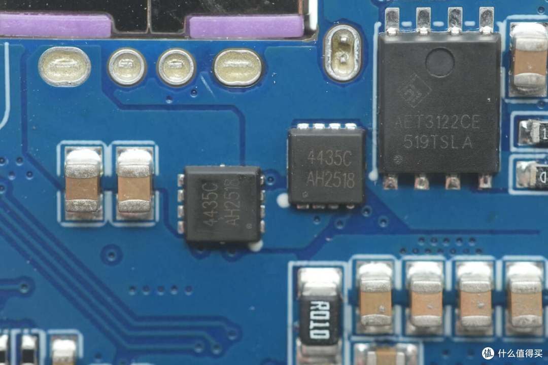 299的售价值不值得买?绿联165W大功率拉拉线移动电源拆解