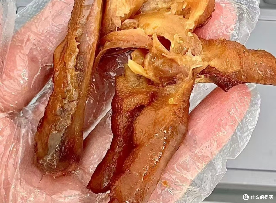 王小卤鸡爪测评:一口就被拿捏的宝藏零食
