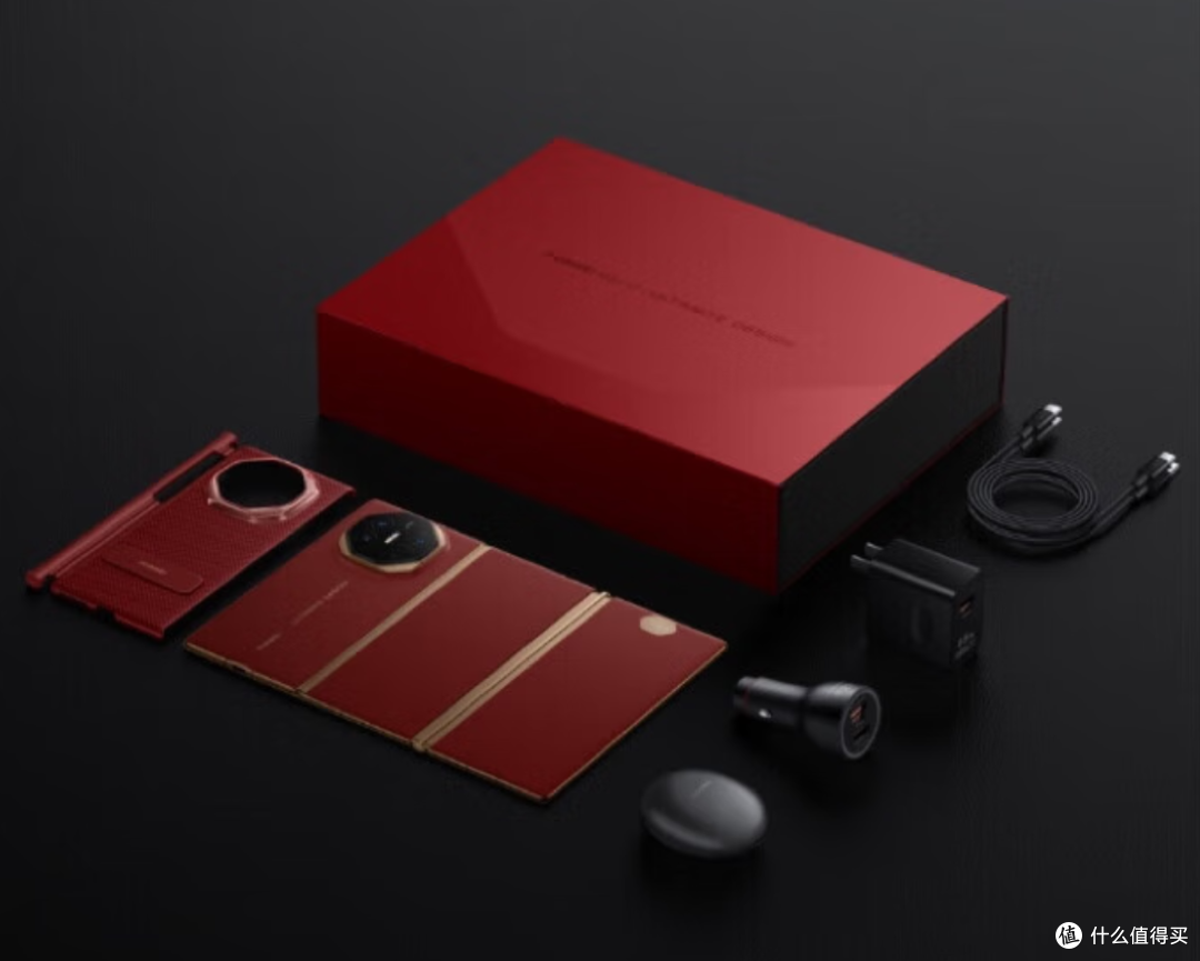 华为 Mate XTs 非凡大师真机亮相,这些亮点不容错过