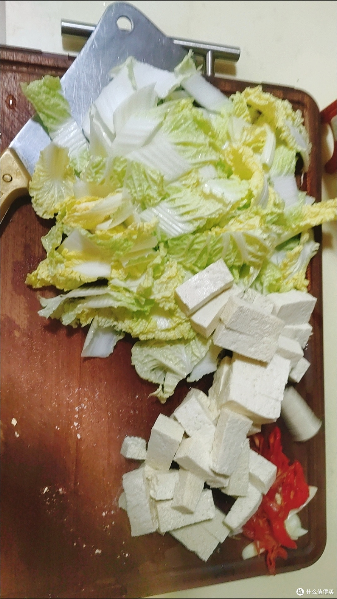 重口“炸弹”:爆辣肥肠火锅的极致诱惑