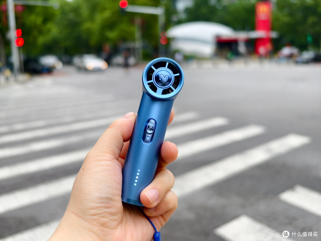 拯救吃土学生党!这6件大学生必买宿舍神器:刚需性价比数码好物