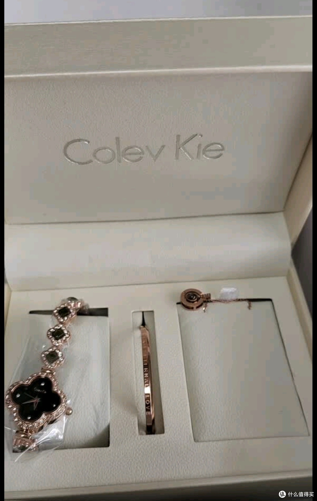 时光深处的四叶秘境：Colevkie手链表品鉴