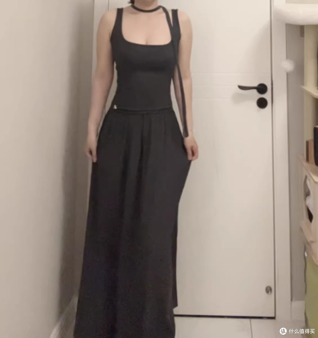 藏在挂脖吊带里的七夕心动