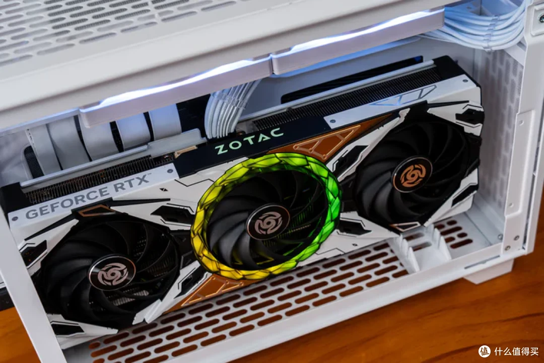 纯白小钢炮——TT TR100+华硕B860-I+索泰 5070天启装机