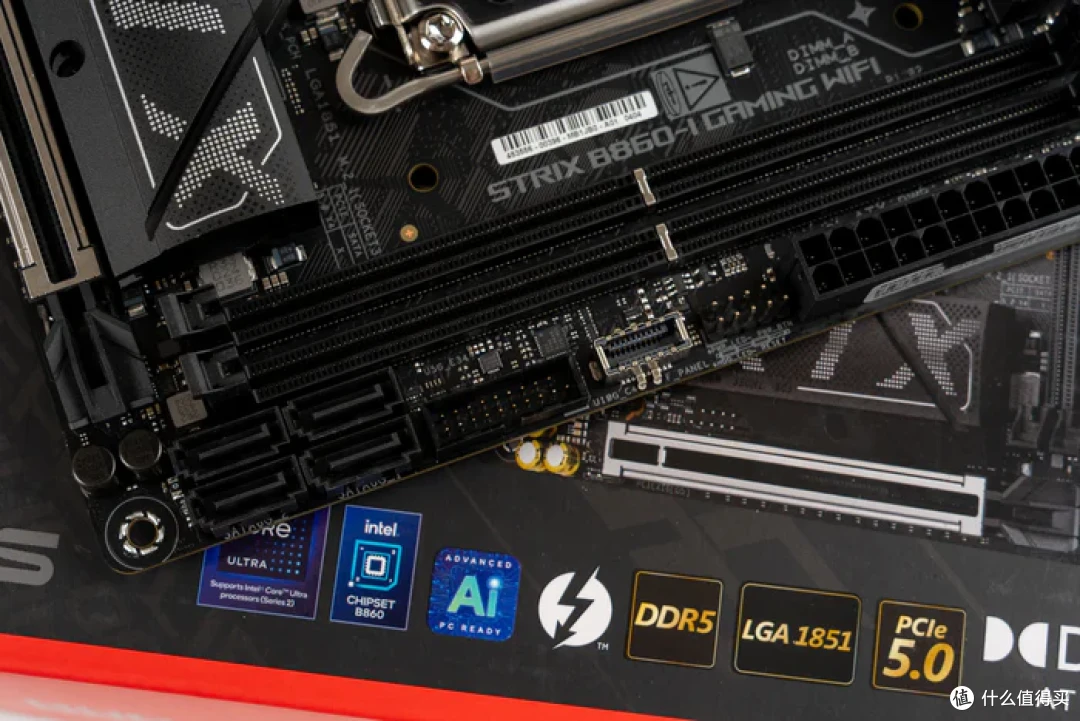 纯白小钢炮——TT TR100+华硕B860-I+索泰 5070天启装机