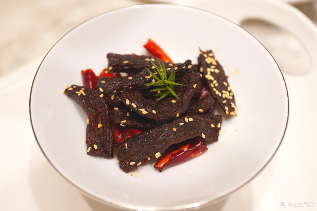 一家不设也不用提供行政礼遇的酒店，却对IHG会员交出了满意答卷