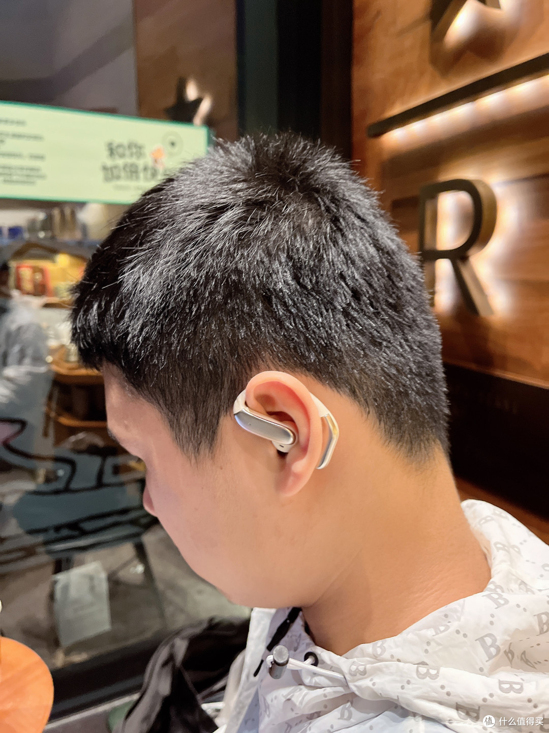 谁懂啊!BLINBLIN Q102耳机一戴,我直接和“耳机刺客”说拜拜!