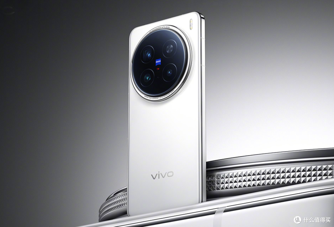 vivo顶不住了!16G+1TB+2亿长焦+100倍变焦,高配旗舰跌至新低价