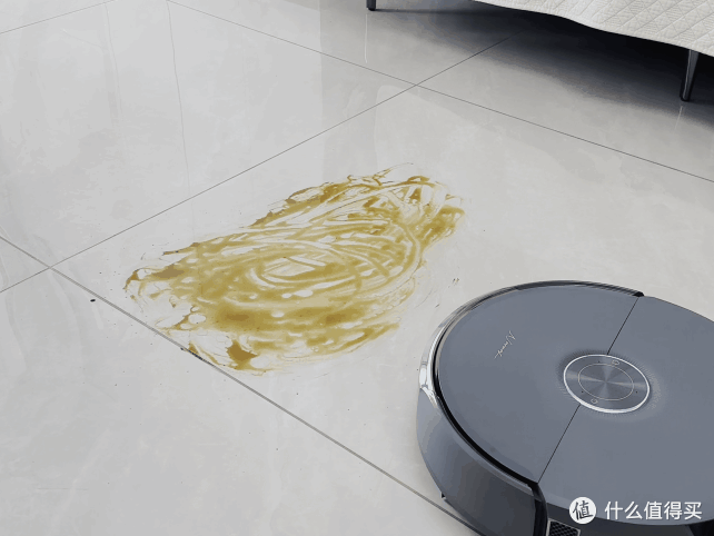 六边形全能战士!带AI活水履带的云鲸逍遥002Max才是理想电子保姆