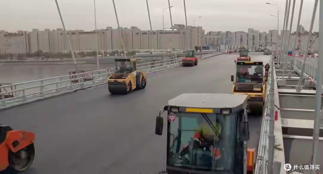 中美高速路面之争！美国爱用水泥，中国独宠沥青，关键在这3点！
