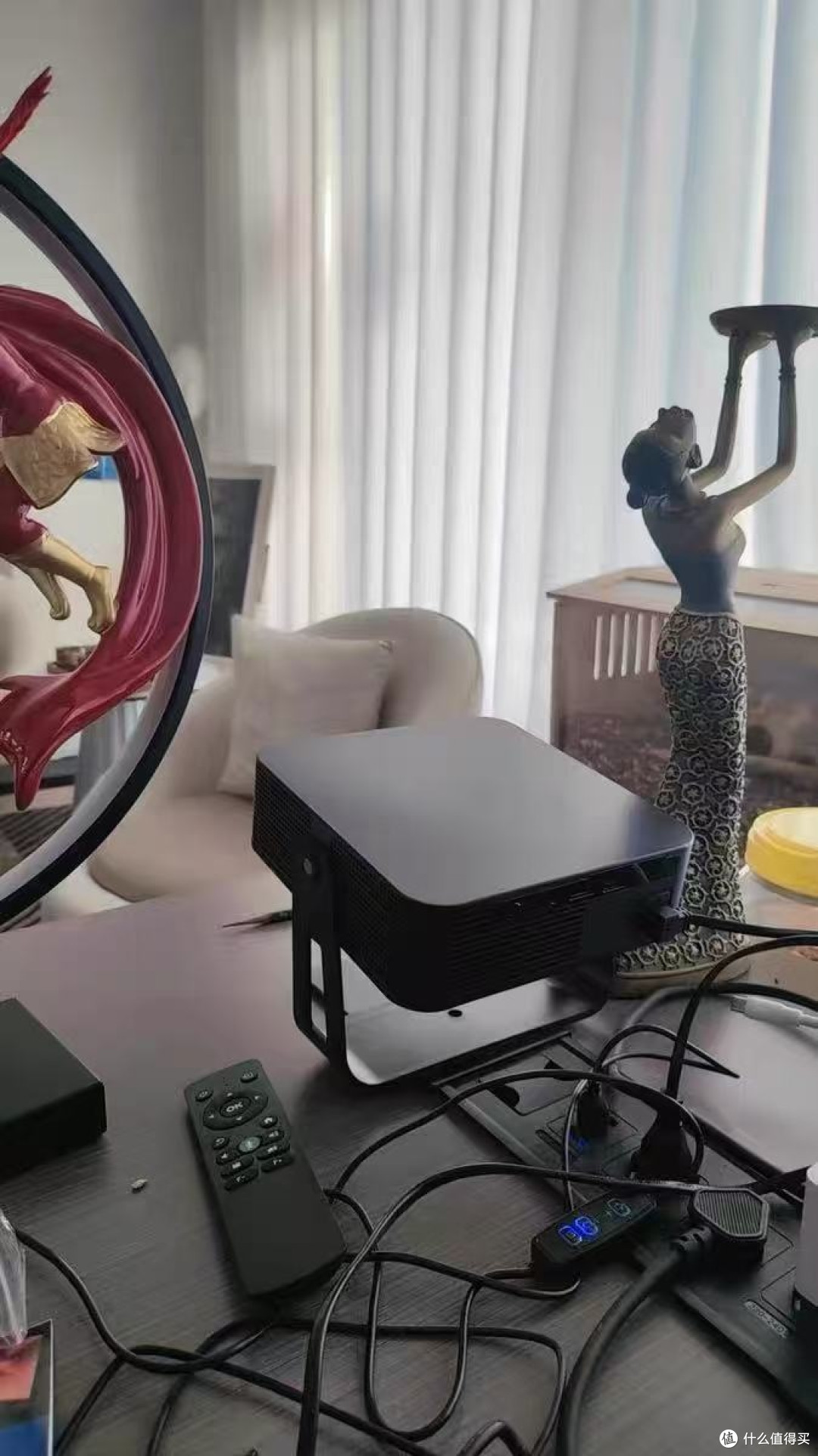 智能调校,便捷观影