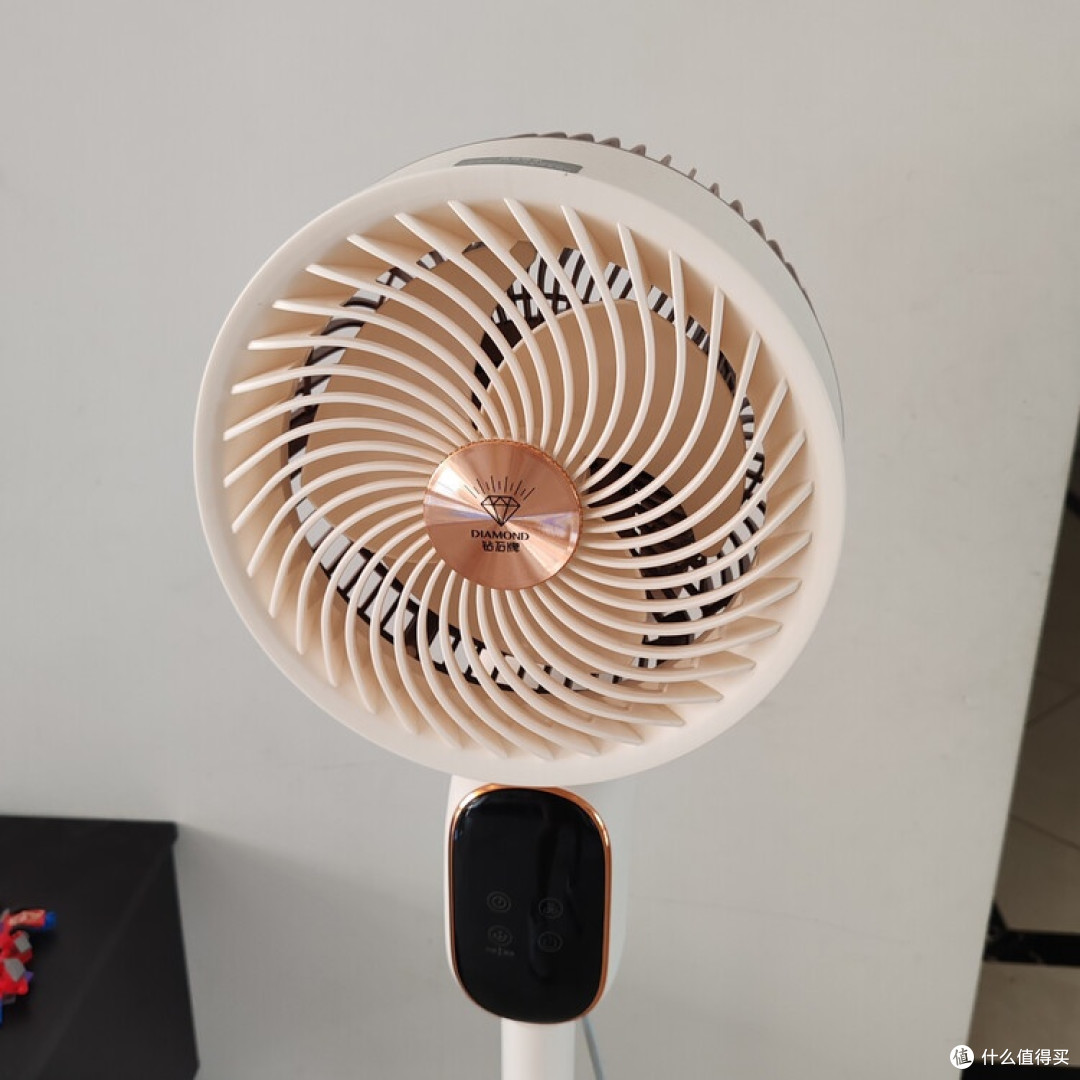 钻石牌风扇:打造清新有氧生活