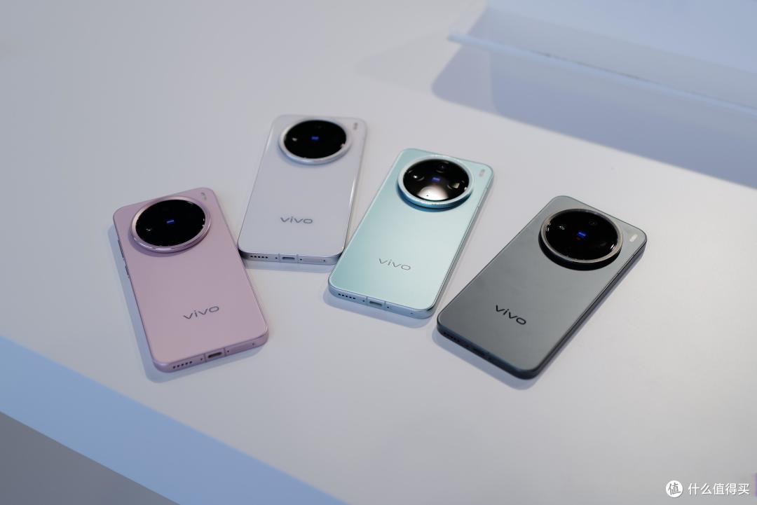 参数党狂喜!vivo X300 携定制 2 亿像素主摄掀桌子,等等党春天