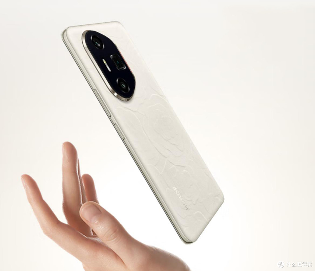 荣耀玩真的了，16GB+1TB跳水1300元，100倍变焦+骁龙8Gen3