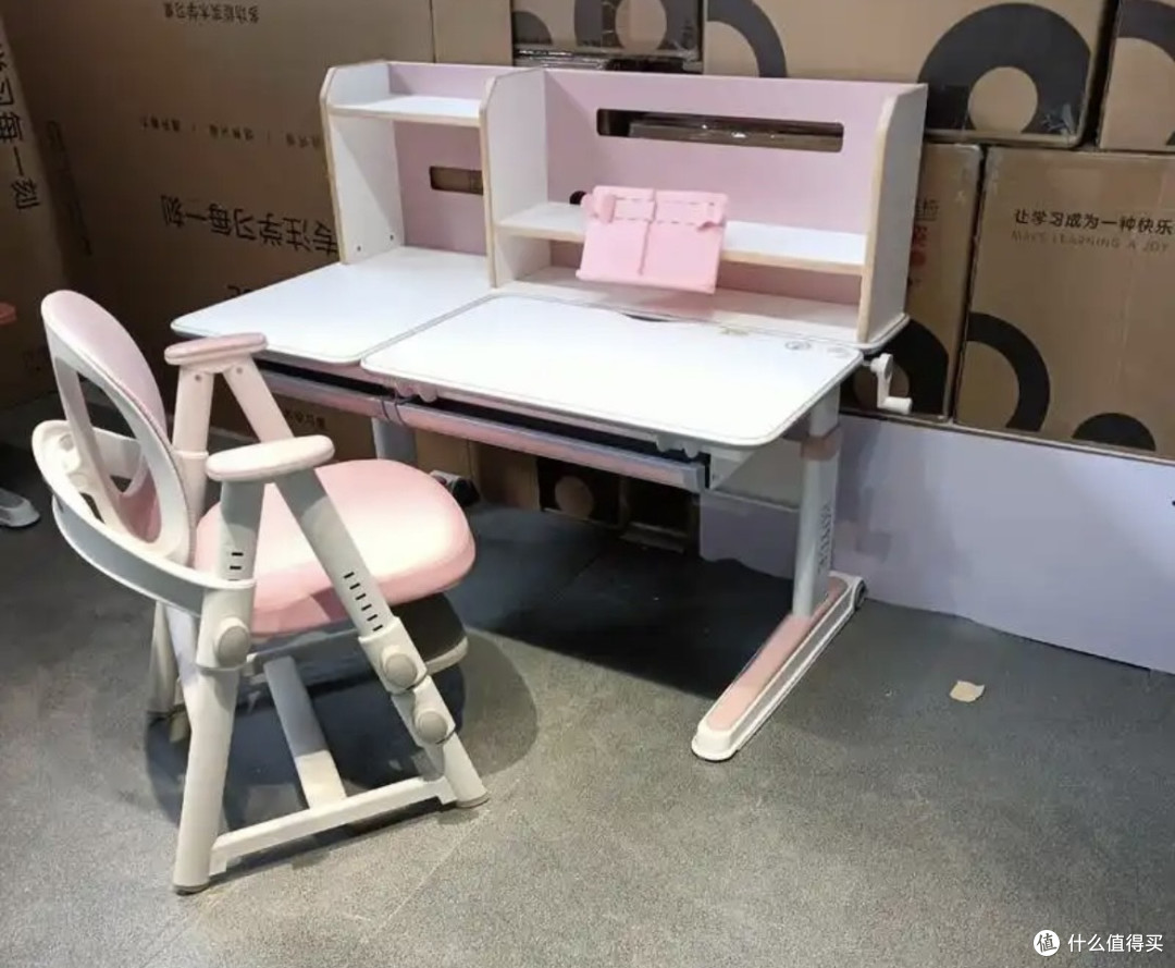 学习桌椅,智能灯国补如何选择