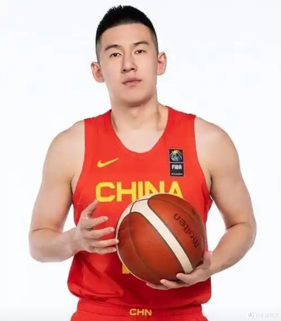 辽宁男篮新赛季:困境与希望交织
