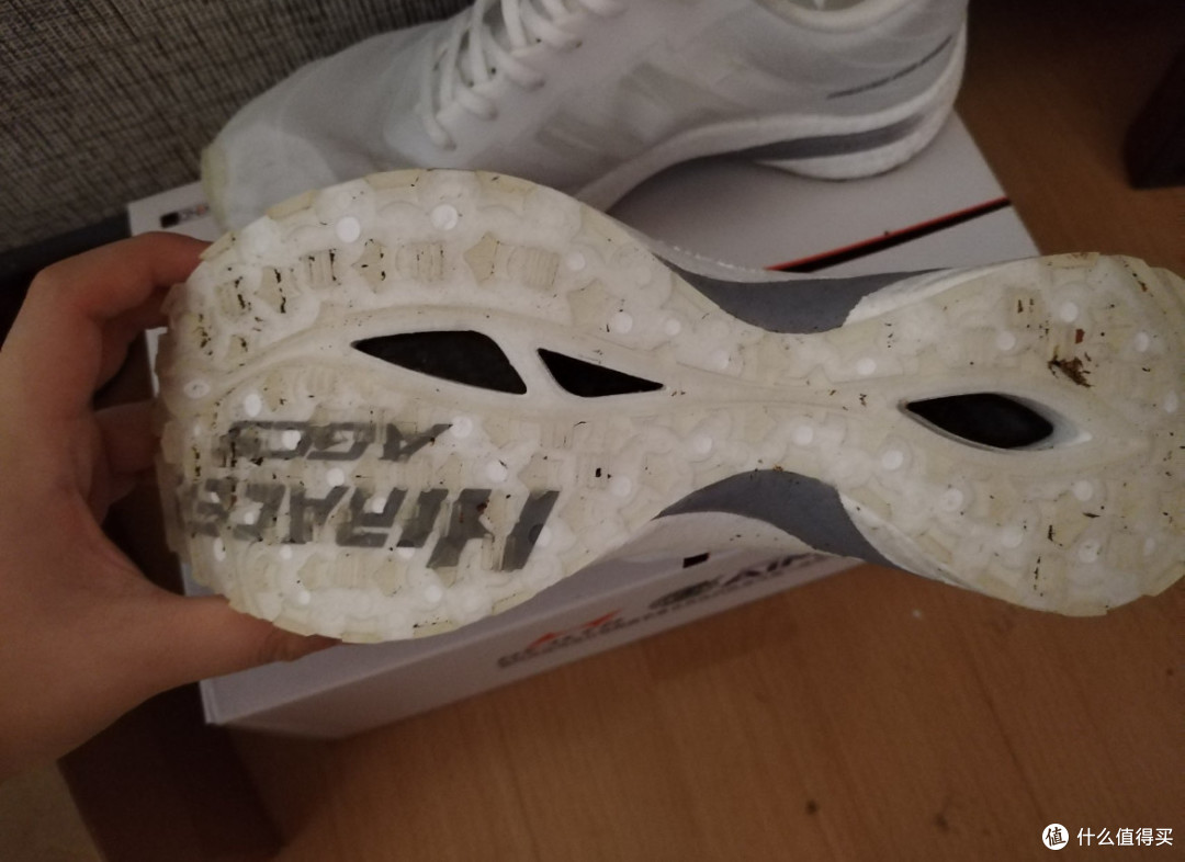 国货跑鞋中的硬实力:海尔斯699sc+的破局之道