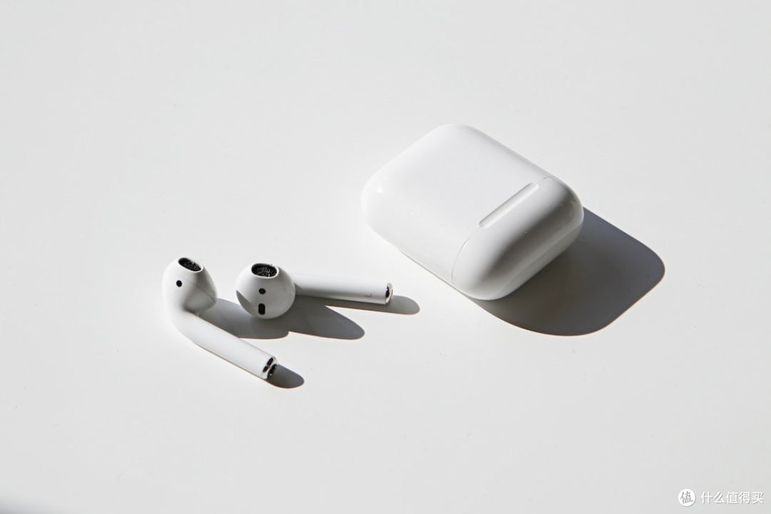 AirPodsPro3首发体温监测:精度达 0.1℃,9 月发布值不值得升级?